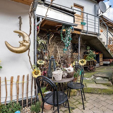 Апартаменты Hobbit Lounge Эппинген Экстерьер фото
